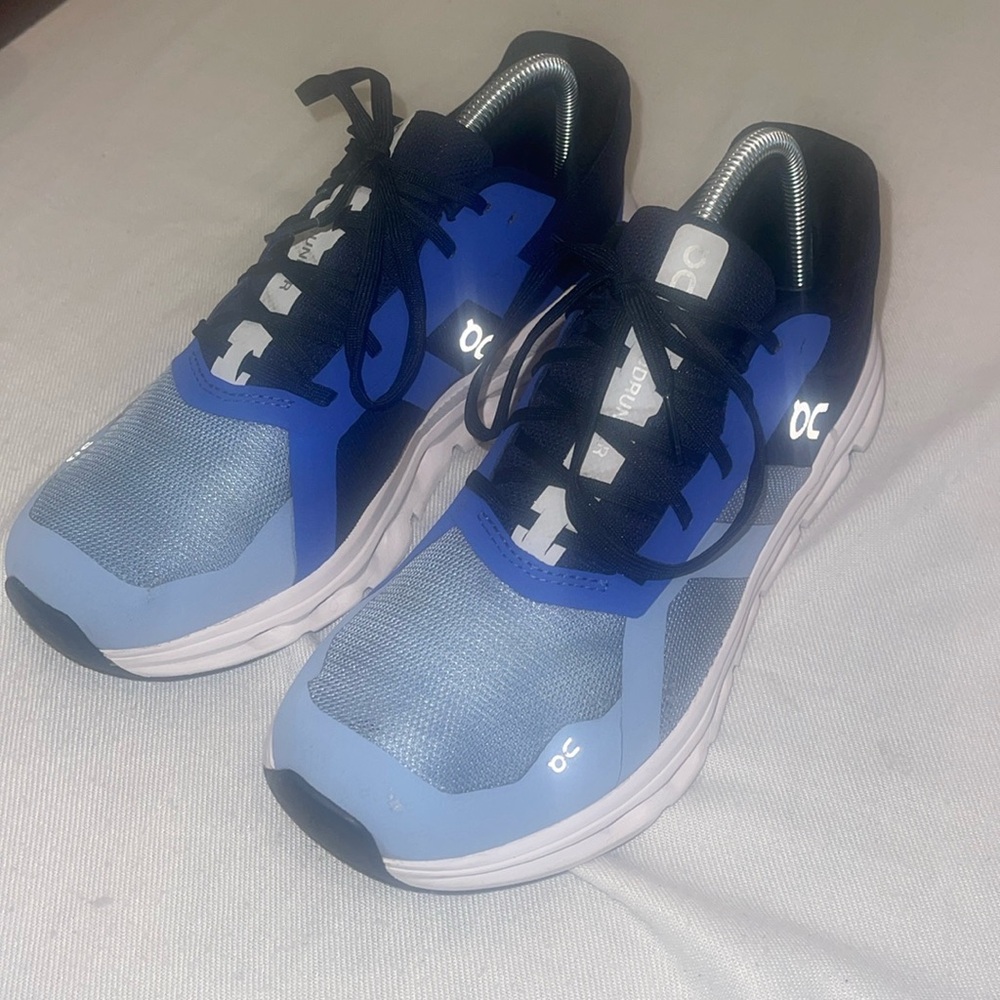 On Cloud Cloudrunner Blue Sneakers Sz 9.5